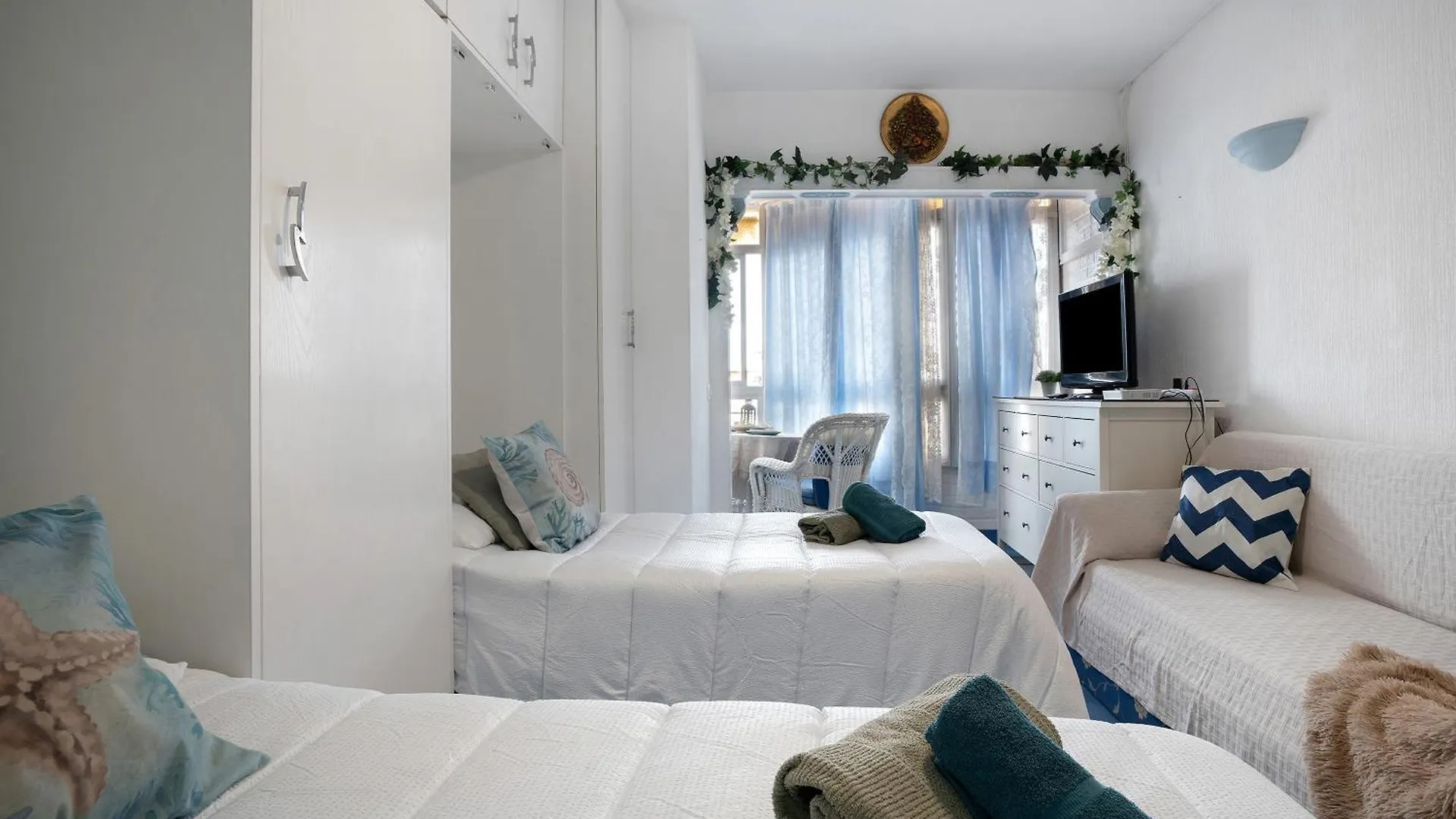 Apartment Bonito Estudio Con Piscina Torremolinos Spain